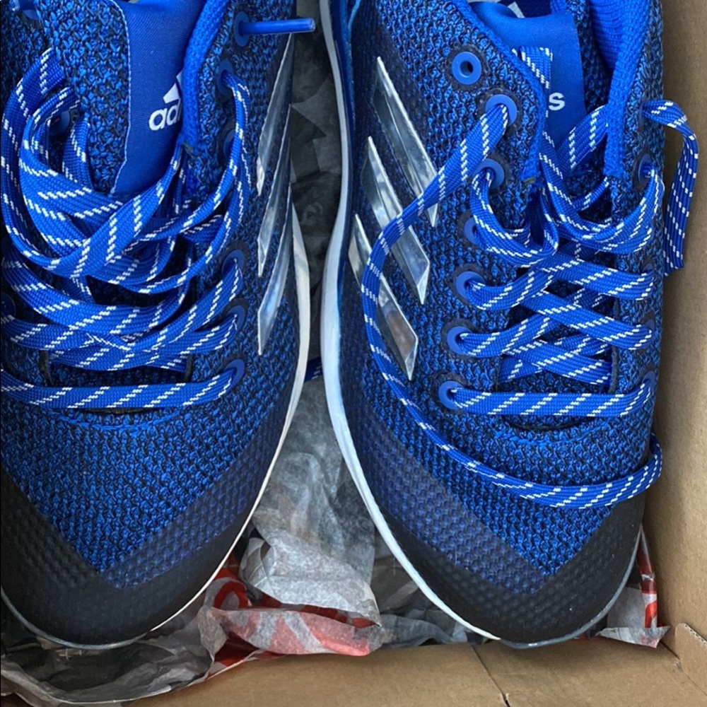 Size 6us adidas cleats